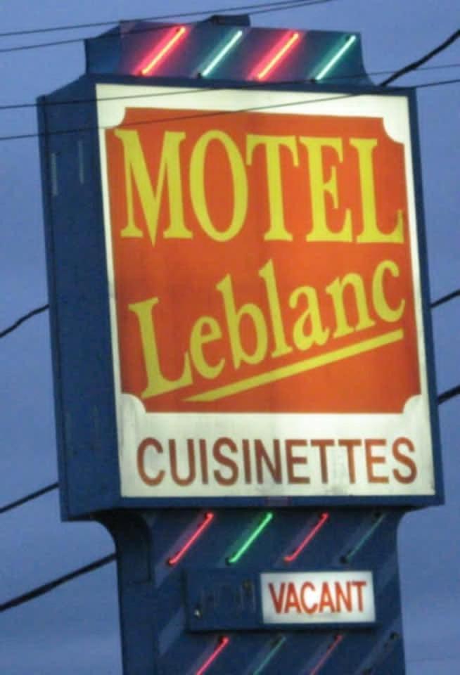 Motel Leblanc Carleton-sur-Mer Екстер'єр фото